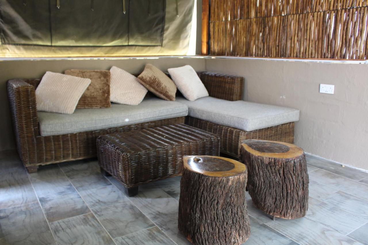 Rivermews Hotel And Spa Maun Exterior foto