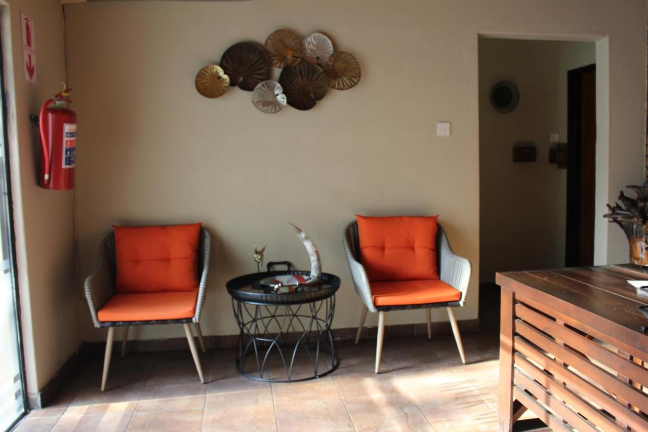 Rivermews Hotel And Spa Maun Exterior foto