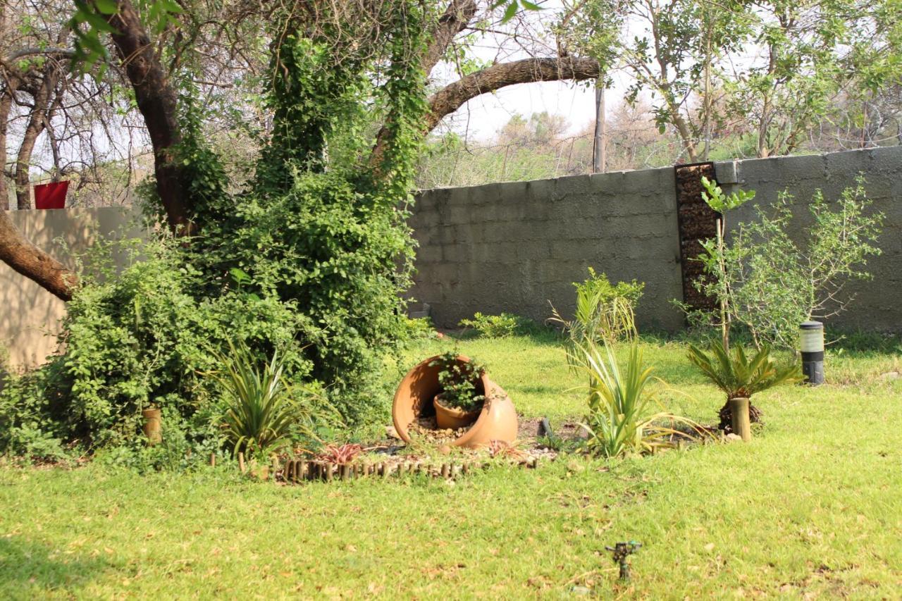 Rivermews Hotel And Spa Maun Exterior foto
